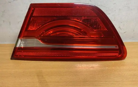 Volkswagen Touareg II Rear/tail lights A048519 C4018