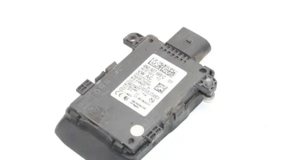 Audi A8 S8 D5 Distronic sensor radar 4N0907669C