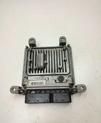 Mercedes-Benz C W204 Engine control unit/module A6519007500 A0064461540