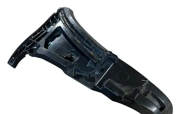 Volvo XC90 Front bumper mounting bracket 30698128
