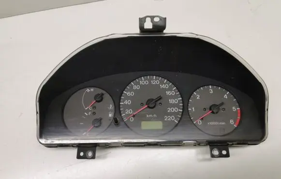 Mazda 323 F Speedometer (instrument cluster)