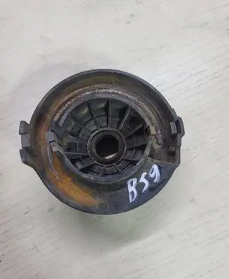 Mercedes-Benz E W211 Rear coil spring rubber mount 013505