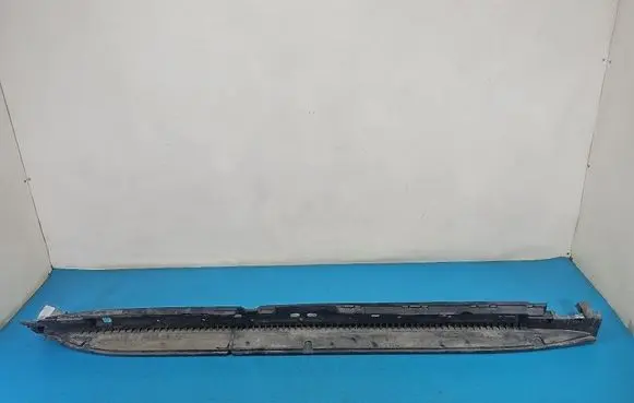 Mercedes-Benz GL X166 Foot area side trim A1666900310 IMPRK1574505