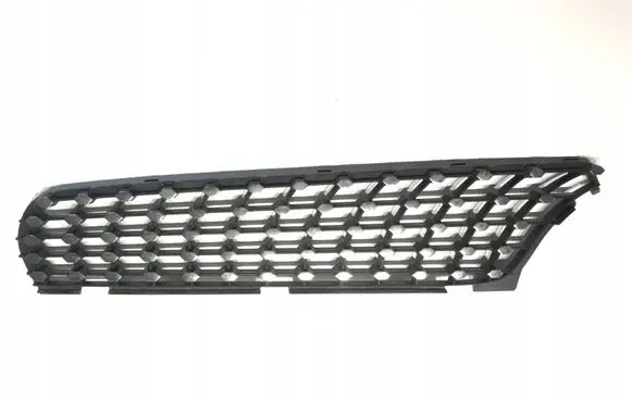 Mercedes-Benz C W205 ACC Distronic radar sensor grill/trim A2058882060