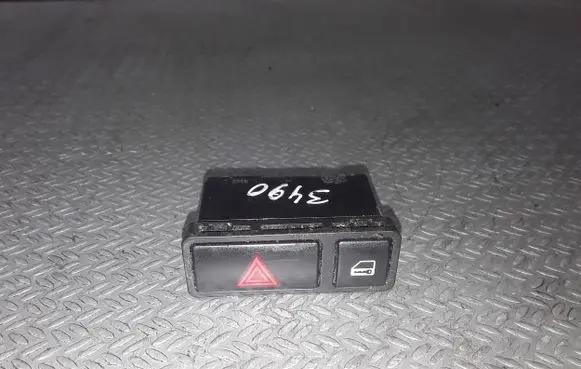 BMW 3 E46 Hazard light switch 61318368920
