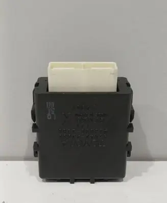 Toyota RAV 4 (XA40) Window control relay 8594042030 1230002080