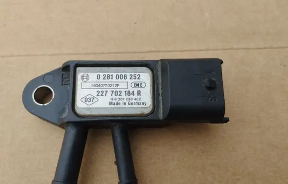 Renault Trafic III (X82) Exhaust gas pressure sensor 227702184R