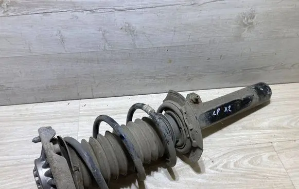 BMW X2 F39 Front shock absorber with coil spring 6888333