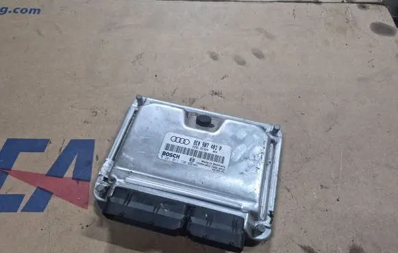 Audi A6 S6 C5 4B Engine control unit/module 8E0907401P 0281011136 1039S01813