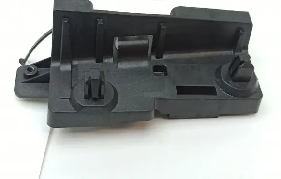 Engine bonnet (hood) release handle