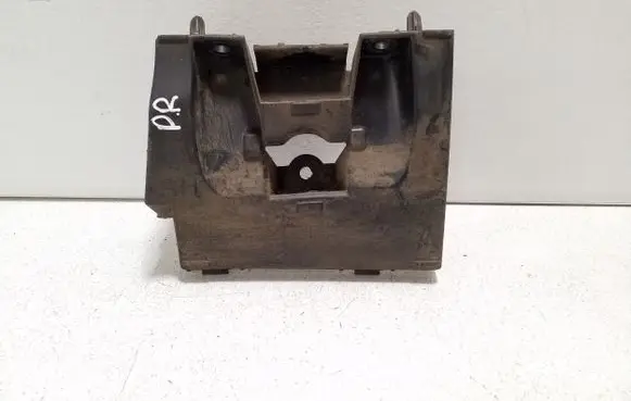Volvo XC60 Fender mounting bracket 32216698