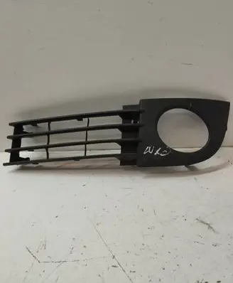 Audi A6 S6 C5 4B Front fog light trim/grill 4B0807681T 013076