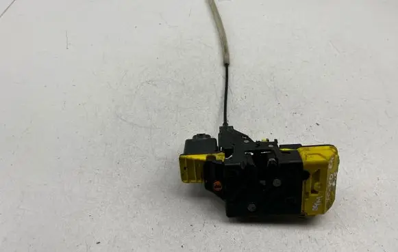 Volvo XC70 Rear door lock