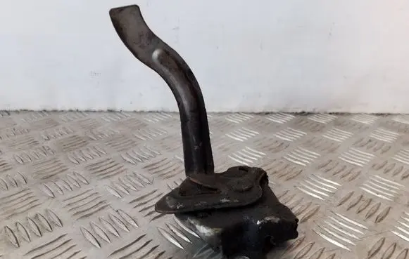 Suzuki Grand Vitara II Engine bonnet/hood lock/latch loop/hook 
