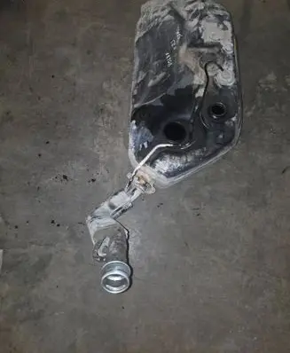 Volvo S70 V70 V70 XC Fuel tank 9180648