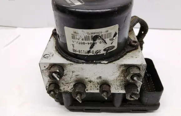 Ford Fiesta ABS Pump 98FG2C013AB