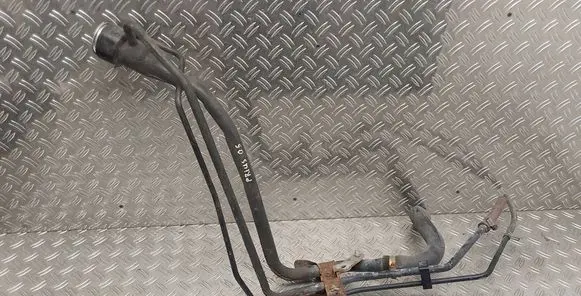 Toyota Prius (XW20) Fuel tank filler neck pipe