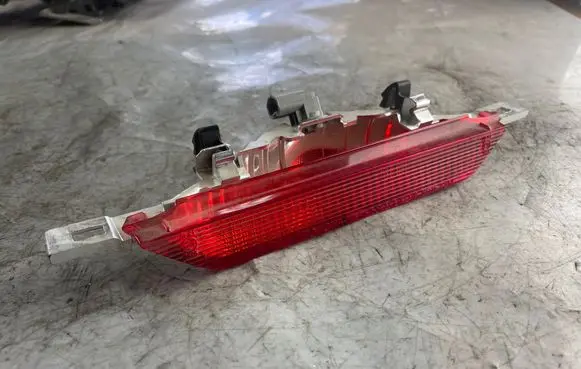 Toyota Corolla E120 E130 Third/center stoplight