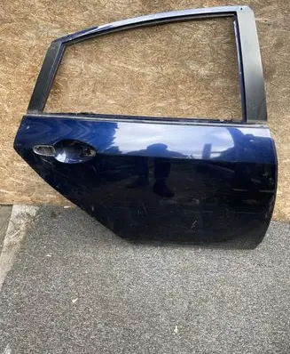 Mazda 6 Rear door