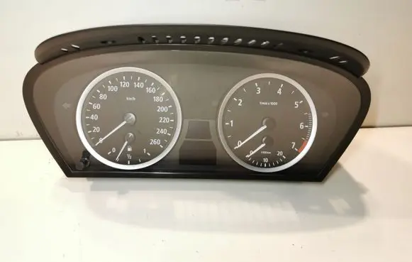 BMW 5 E60 E61 Speedometer (instrument cluster) 6952897 6974568