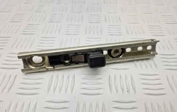 Dacia Duster Seat belt adjustment rail 703966