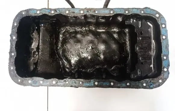 Oil sump