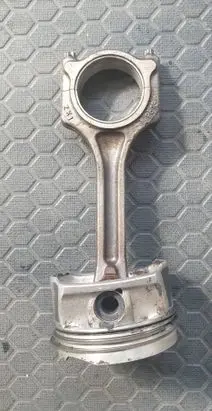 Peugeot 308 SW Piston with connecting rod P813 ZK1