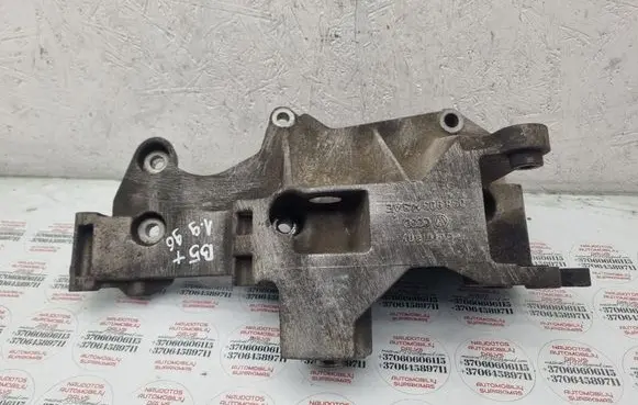 Volkswagen PASSAT B5.5 Generator/alternator bracket 038903143AE