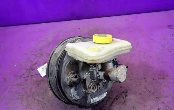 Volkswagen PASSAT B5.5 Master brake cylinder