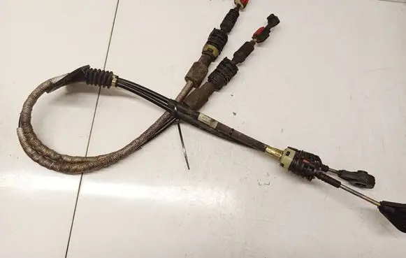 Jaguar X-Type Gear shift cable linkage 4X4R7E395AA