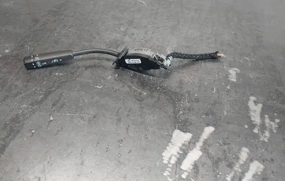 Mercedes-Benz C W203 Cruise control stalk 20354502247