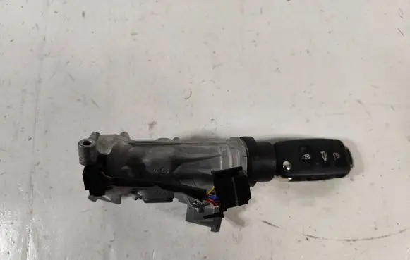 Volkswagen Golf VI Ignition lock 1K0905865A