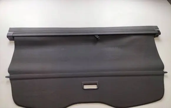 Volkswagen Touareg I Parcel shelf load cover 7L6867773