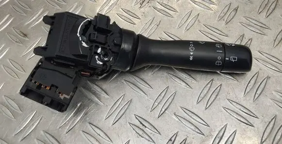 Toyota Aygo AB40 Wiper control stalk 17F003