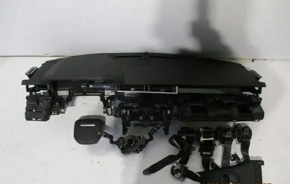 Peugeot Partner III Radio/GPS head unit trim 