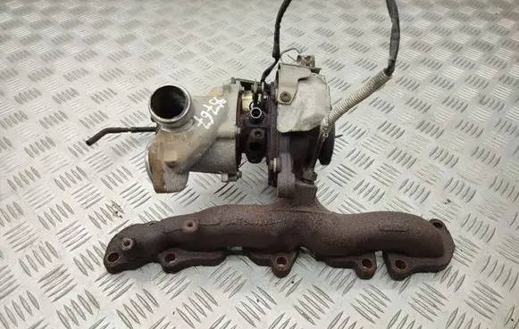 Volkswagen PASSAT B8 Turbo 04L253010T