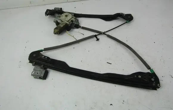 Ford Focus Front door window regulator with motor 