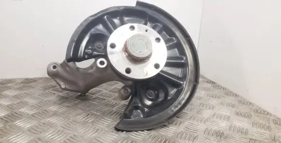 Audi Q3 F3 Rear wheel hub 3Q0501117A