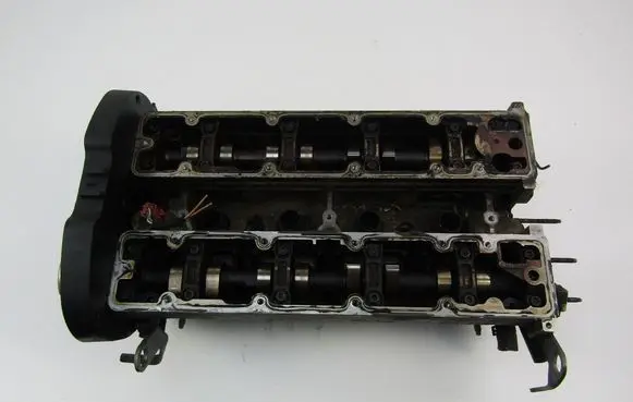 Citroen C5 Engine head 