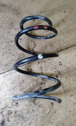 Nissan Murano Z50 Front coil spring