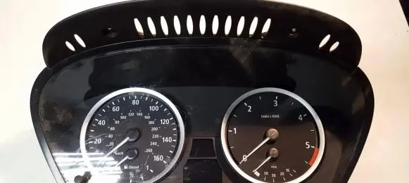 BMW 5 E60 E61 Speedometer (instrument cluster) 6934312 11080213