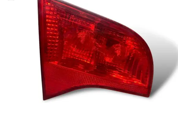 Audi A4 S4 B7 8E 8H Tailgate rear/tail lights 8E9945093 484501 ULO749001