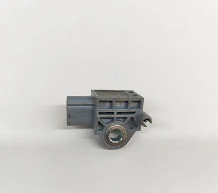 Mazda 6 Airbag deployment crash/impact sensor GDK457KC0