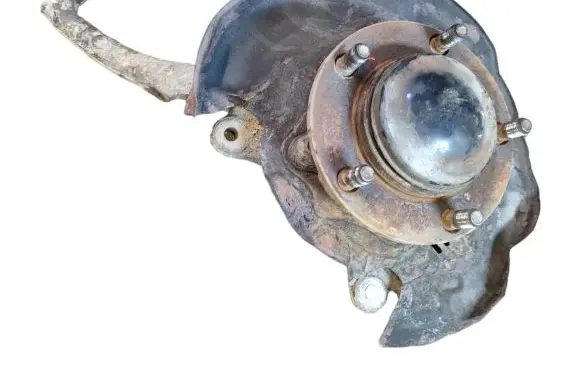 Toyota Land Cruiser (J200) Front wheel hub