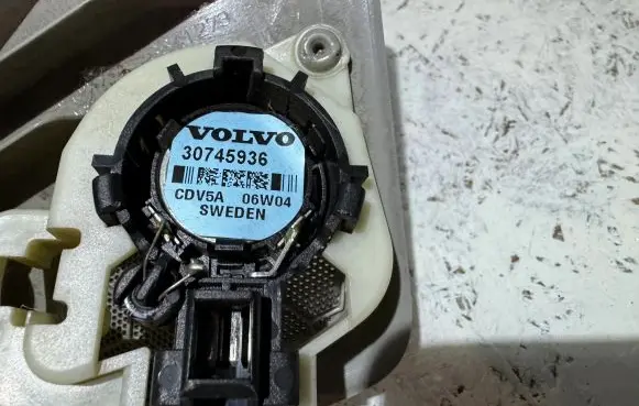 Volvo XC90 Front door high frequency speaker 30745936