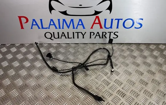 Jaguar XE Windshield washer spray nozzle 