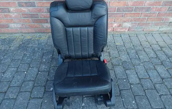 Mercedes-Benz R W251 Third row seats 324300 BR251