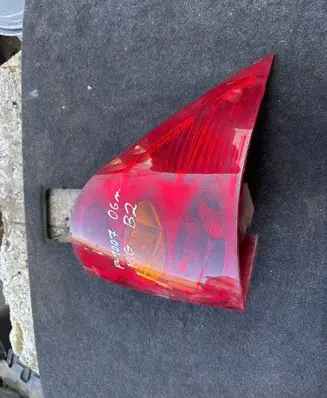 Peugeot 1007 Rear/tail lights 