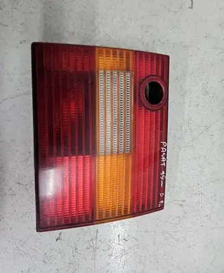 Volkswagen PASSAT B4 Tailgate rear/tail lights 3A9945108