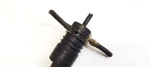 Opel Vectra B Windscreen/windshield washer pump